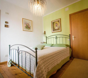 Отель B&B Marie Therese  Тоглиано